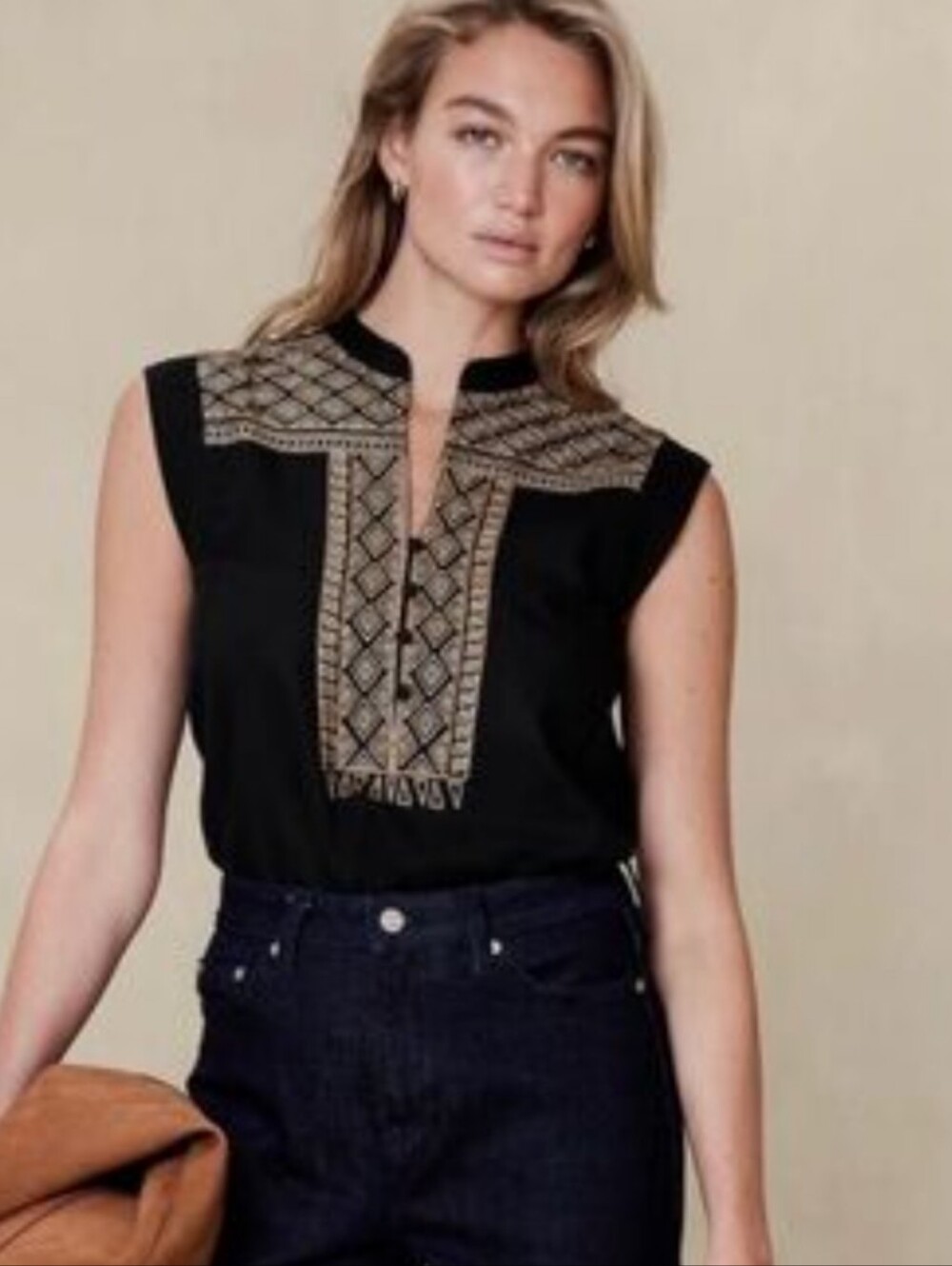 Banana Republic Global Boho Embroidered Cotton Linen Blend Sleeveless Blouse Top